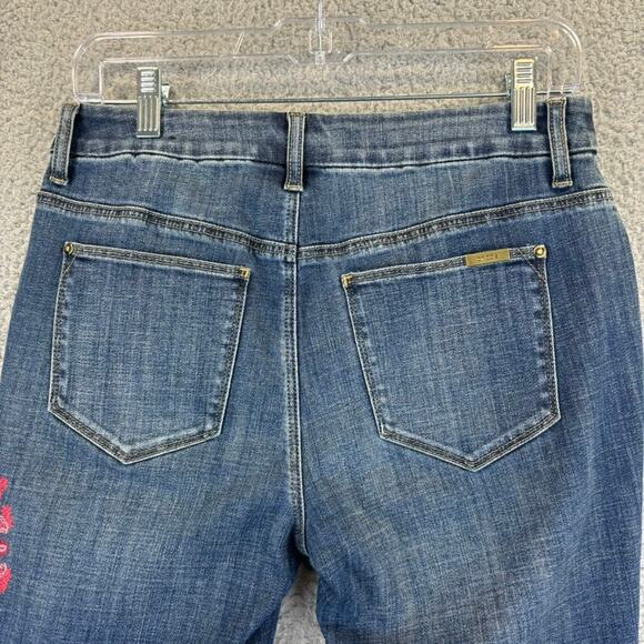 Chicos So Slimming Jeans XS Medallion Embroidered Girlfriend Ankle Pink Red 00R - Picture 6 of 12